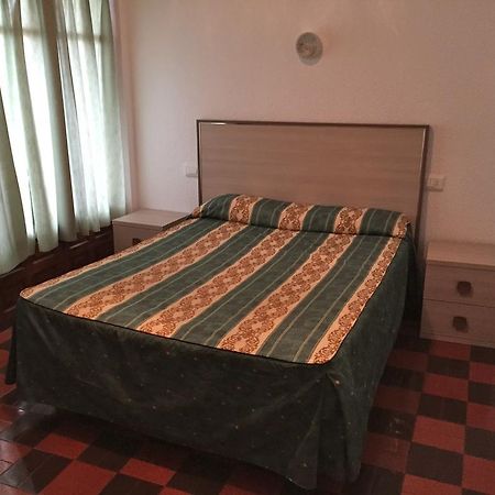 Pension Provenzal Мохакар Экстерьер фото