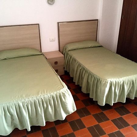 Pension Provenzal Мохакар Экстерьер фото