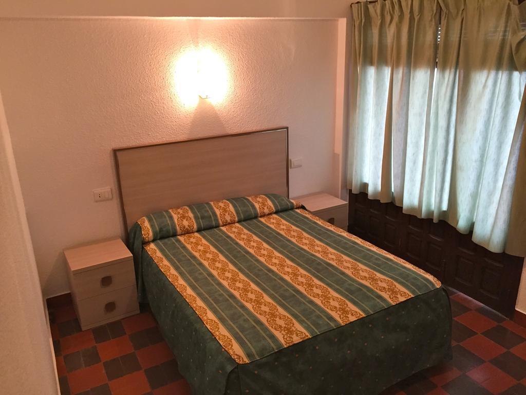 Pension Provenzal Мохакар Экстерьер фото
